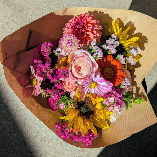 seasonal bouquets & buckets