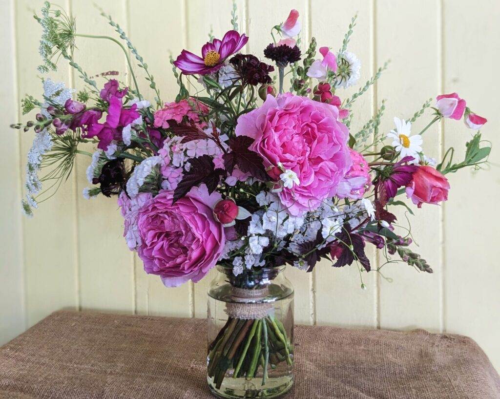 Wedding bouquet in pink